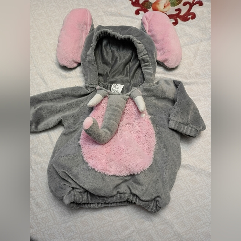 🐘 🩷Baby Elegant Costume Size 0-6 Months